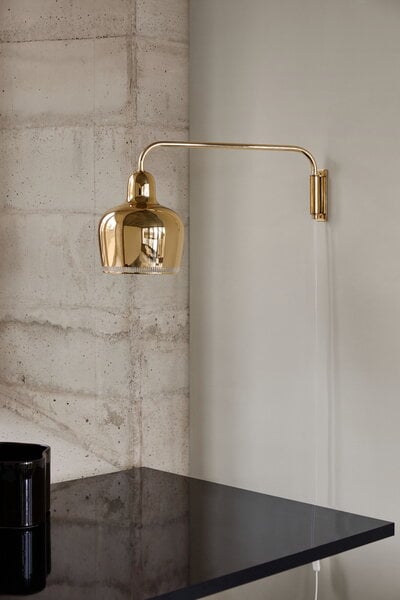 Wall lamps, Aalto wall lamp A330S "Golden Bell", brass, Gold